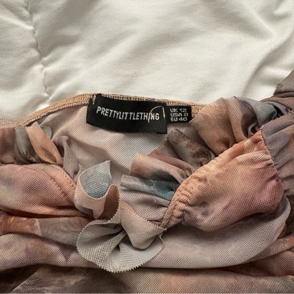 PrettyLittleThing Renaissance Ruched Off-Shoulder Bodysuit - Picture 6 of 6